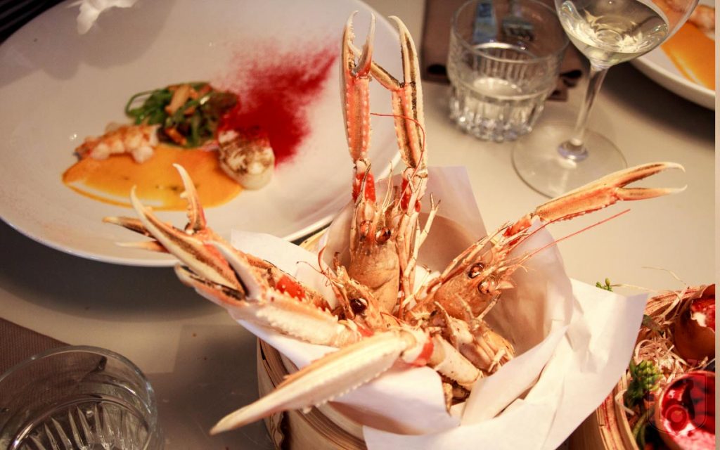 Hemingway’s Beach Restaurant