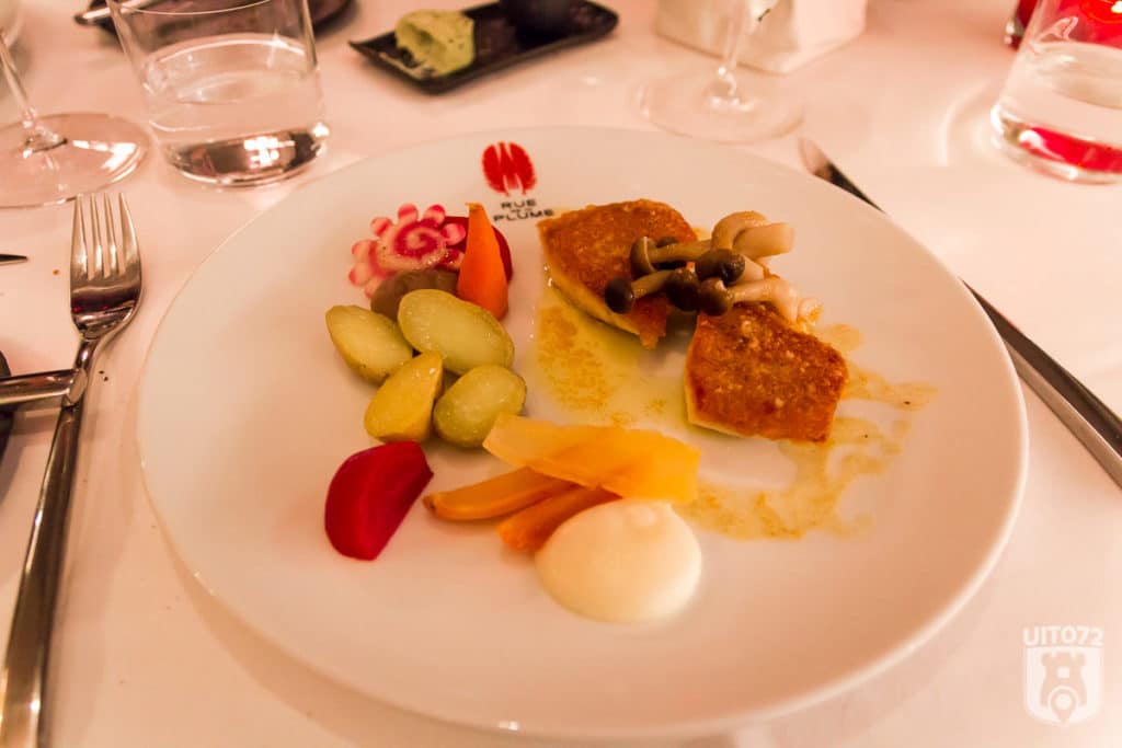 Hoofdgerecht gebakken corvina