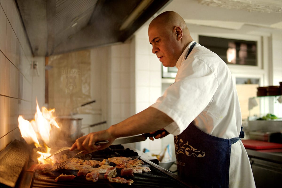 Gunnay in de keuken van Agam Alkmaar