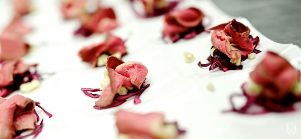 Gerookte eendenborst met Alkmaars blauw en rode kool (Granada Alkmaar)