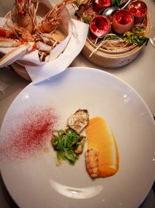 Langoustine, bietenpoeder en een toque oeuf bij Hemingway’s Beach Restaurant