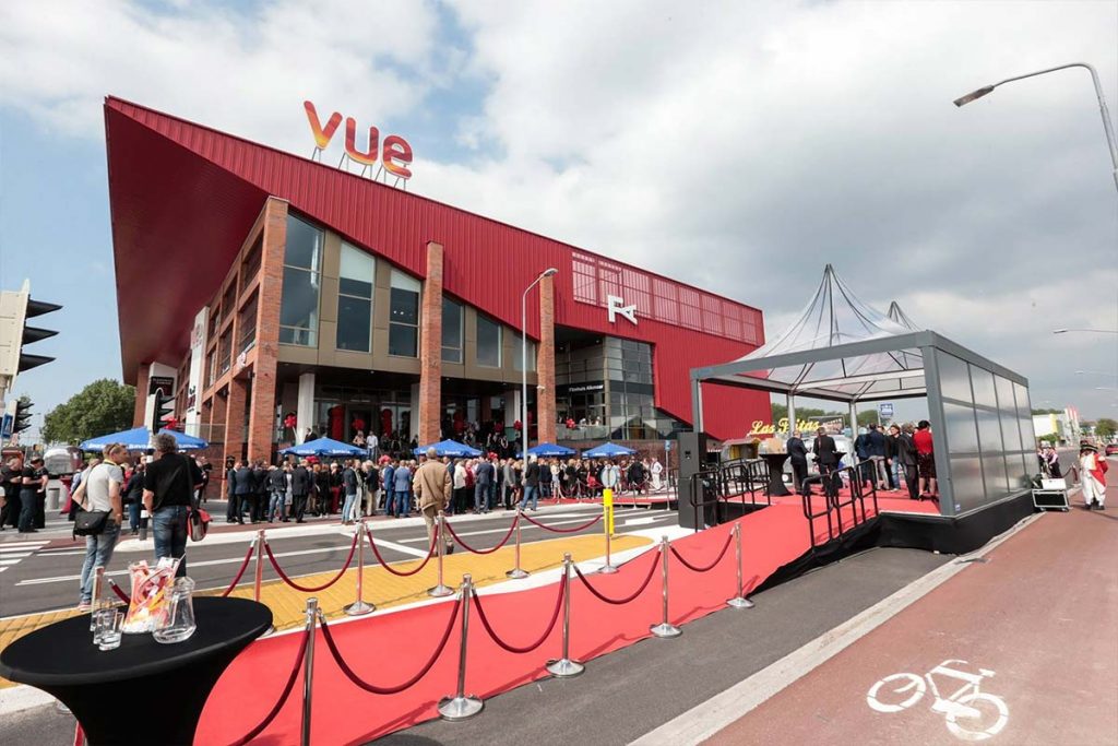Vue Alkmaar - rode loper bij opening