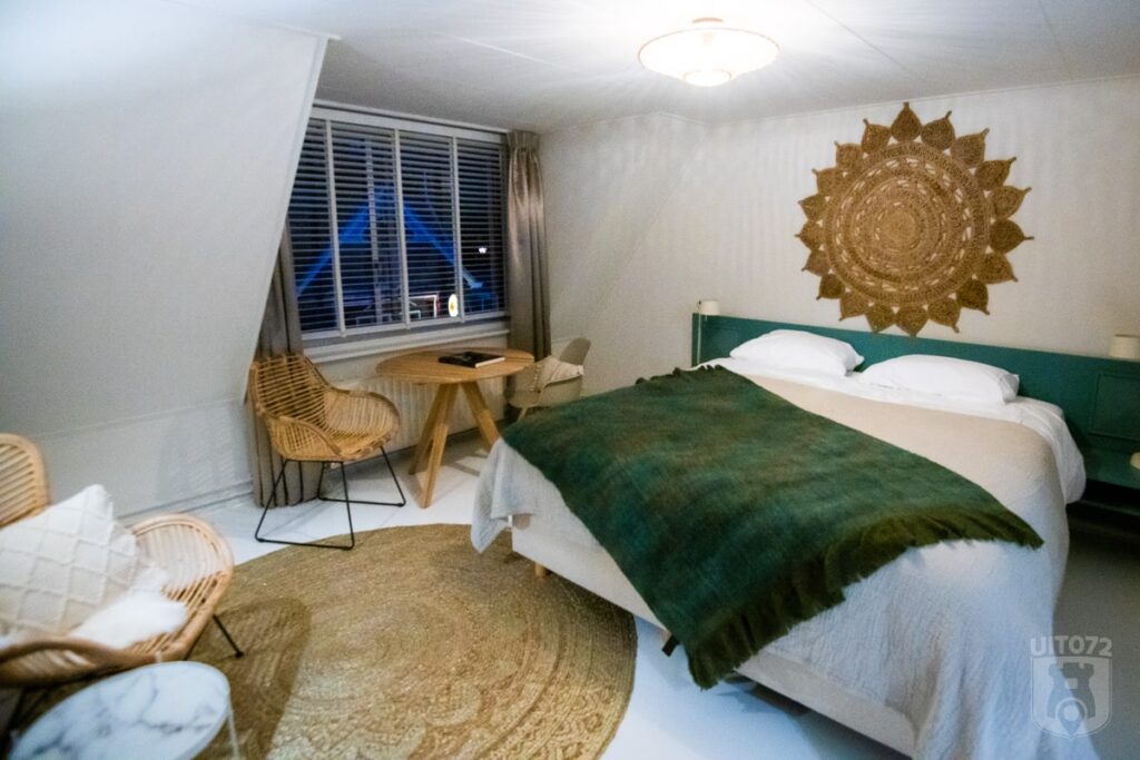 liberte-schoorl-hotelkamer_keith-montgomery