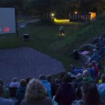 Zomerse openluchtbioscoop van Het Moment in het amfitheater van Park de Oude Kwekerij