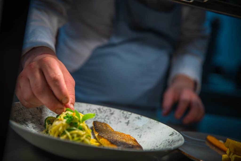 Fnidsen Wijnlounge Restaurant Zeebaarts