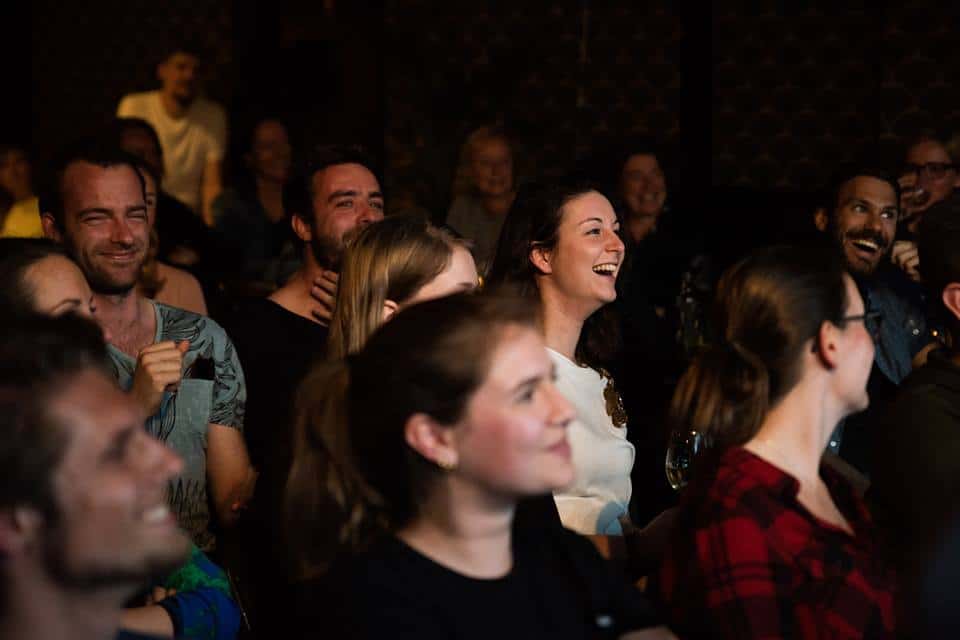 Lachend publiek bij Comedy Spotlight