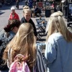 Met de meiden - de meisjes tegen de jongens - UIT072