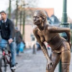 Susanne: standbeeld van Prostituee op Achterdam
