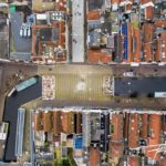 Gewelfde Stenenbrug van boven