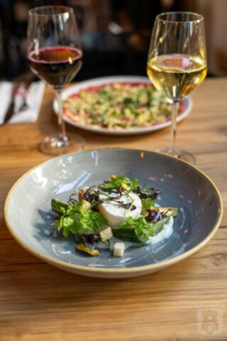 Mozzarella - Komkommer (Eendracht in 't IJkgebouw)