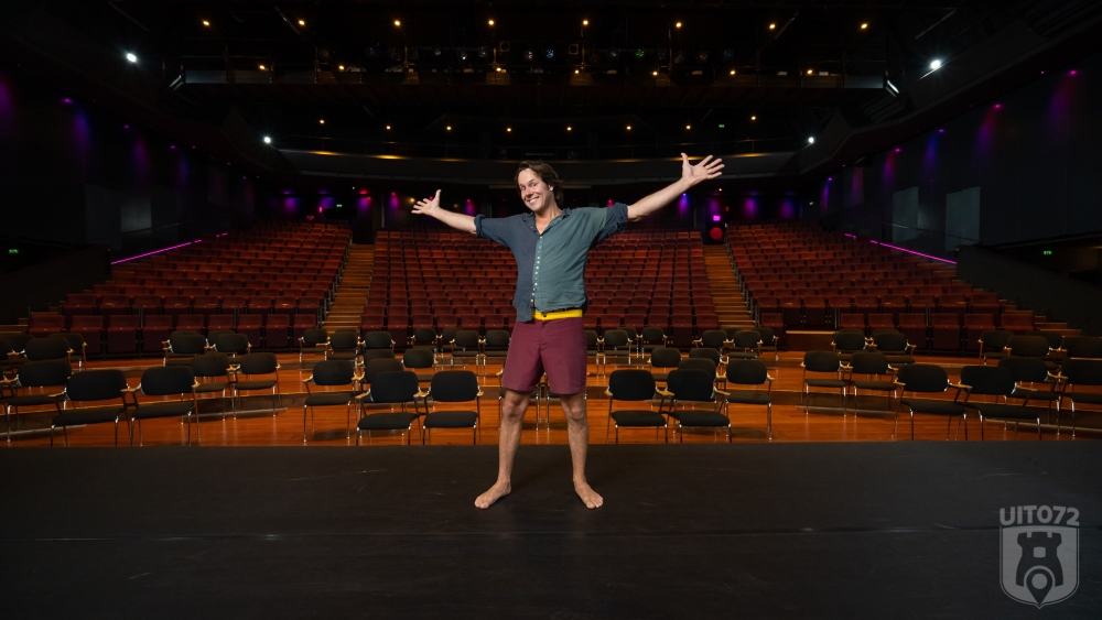 Friso (Ashton Brothers) op toneel