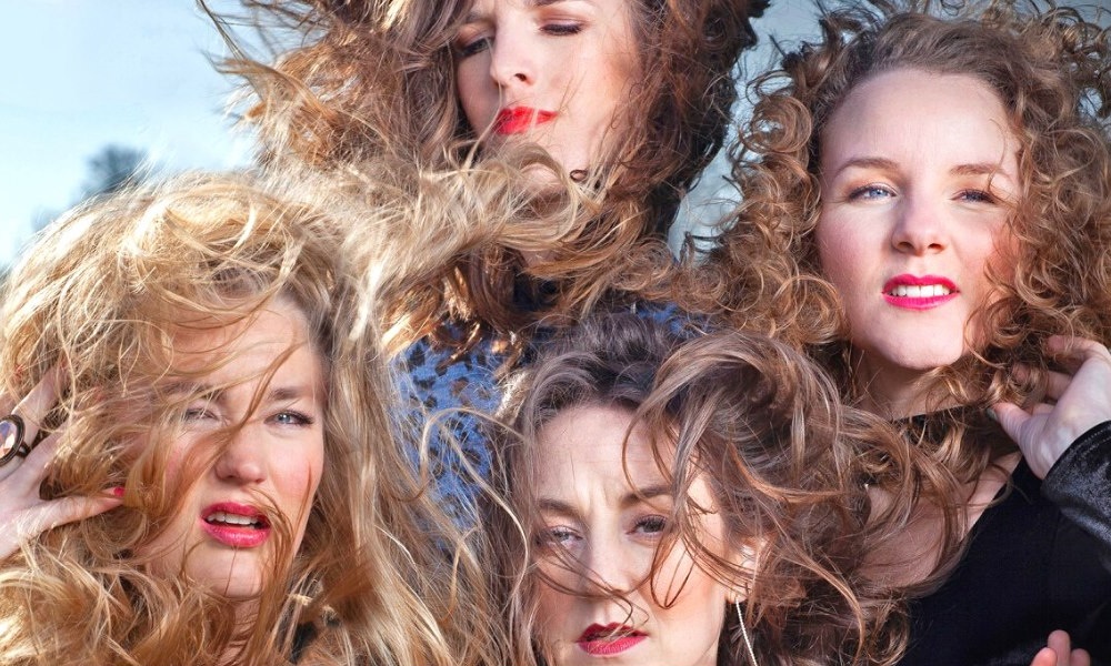 De Meisjes met de Wijsjes in Zomer op het Plein 2021