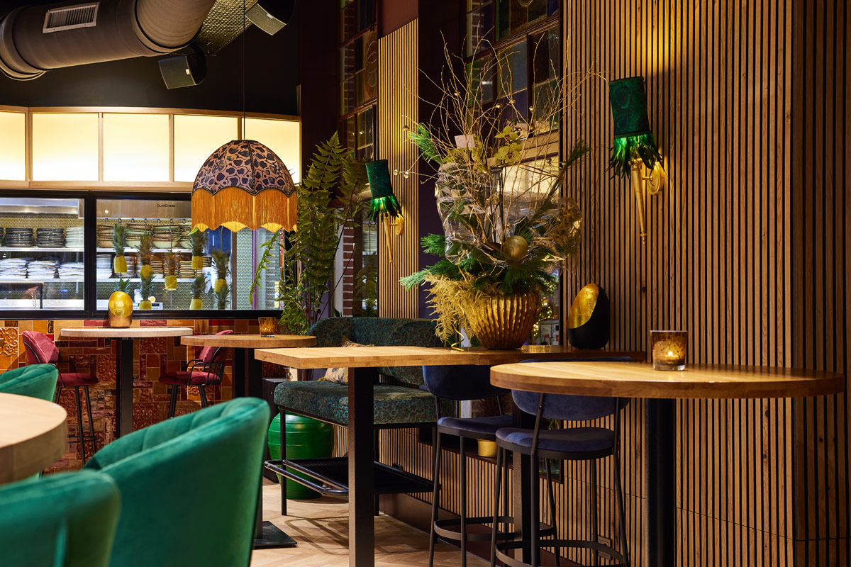 Mooij Alkmaar: hoge tafels