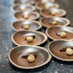 Geitenkaas in lentekruiden | zwarte peer